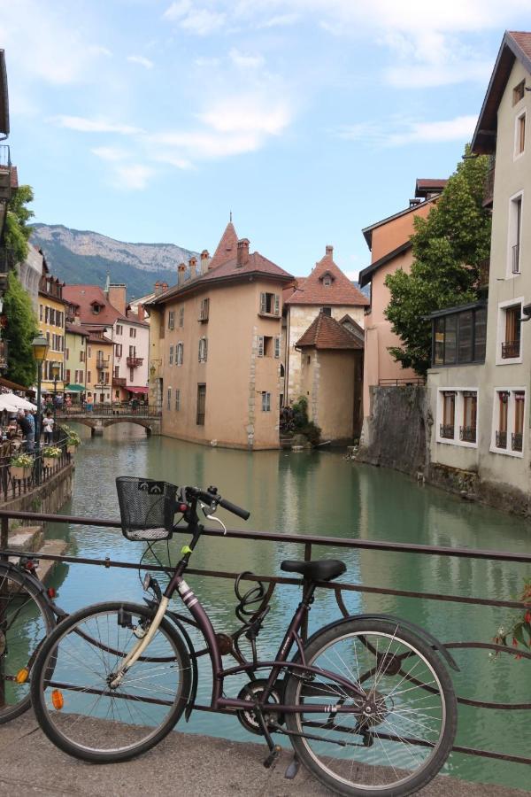 Pause Cafe Avec Sauna Annecy Zewnętrze zdjęcie